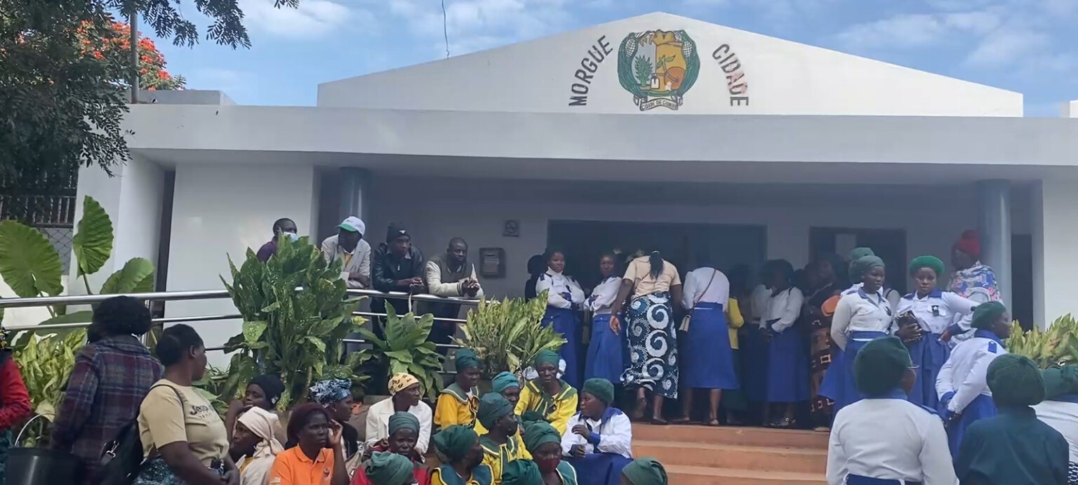 Familia denuncia retirada de orgaos de mulher na morgue de Chimoio 1536x691 1